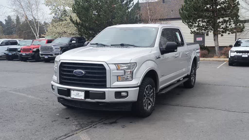 Used 2017 Ford F150 XLT w/ Equipment Group 302A Luxury image 4