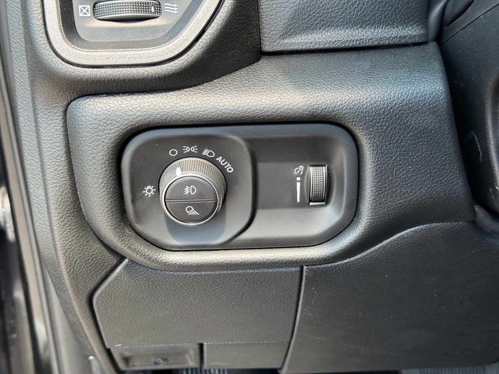 New 2026 RAM 3500 Tradesman AWD/4WD image 18