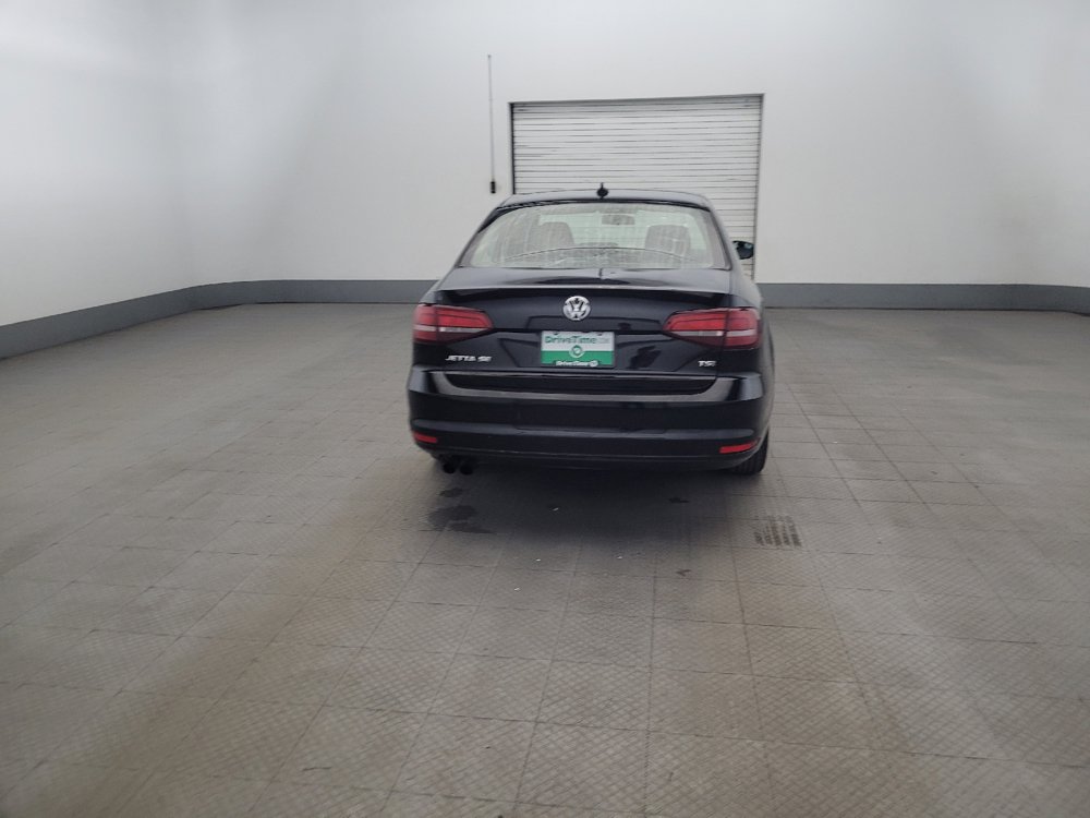 Used 2016 Volkswagen Jetta SE FWD image 7