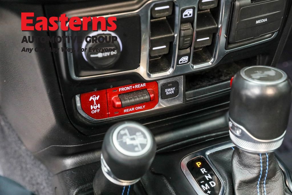 Used 2022 Jeep Wrangler Unlimited Rubicon 4xe w/ Cold Weather Group AWD/4WD image 22