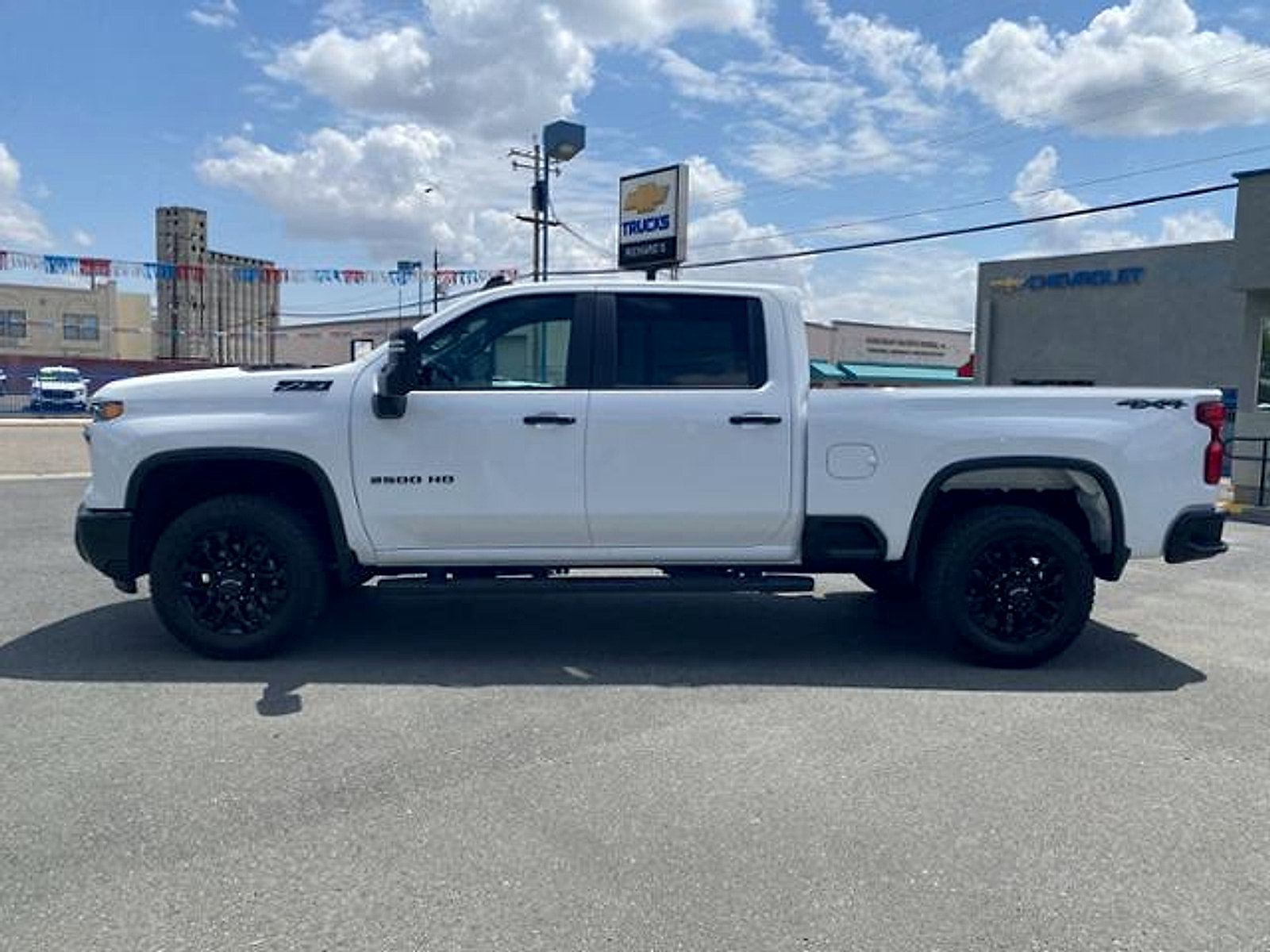 New 2026 Chevrolet Silverado 2500 Custom w/ Custom Value Package AWD/4WD image 7