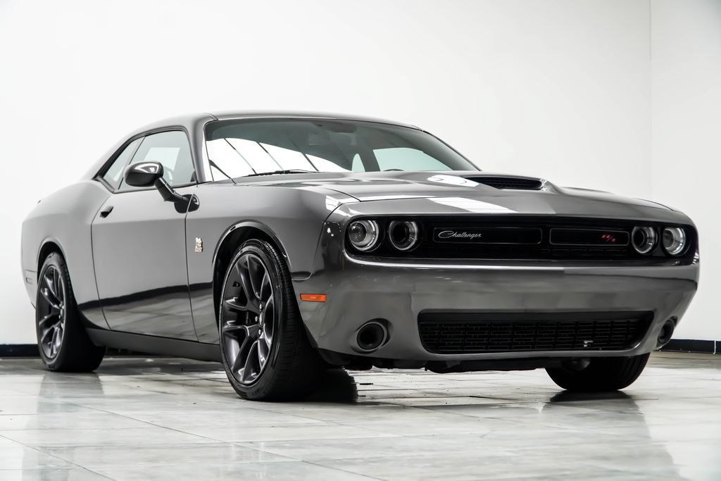 Used 2023 Dodge Challenger R/T Scat Pack w/ Plus Package RWD image 4