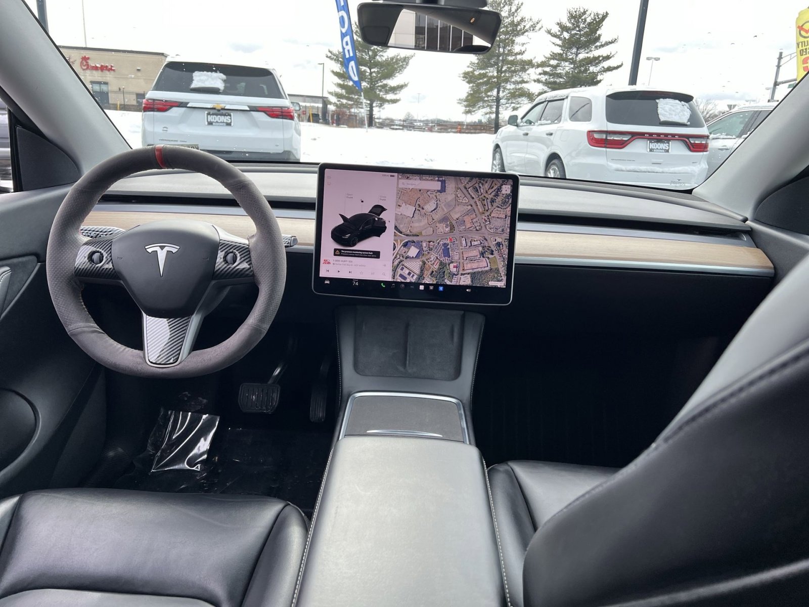 Used 2022 Tesla Model Y Long Range image 23