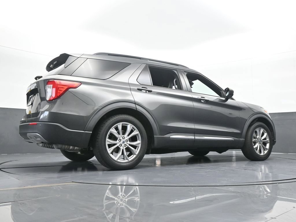 Used 2020 Ford Explorer XLT w/ Equipment Group 202A image 68