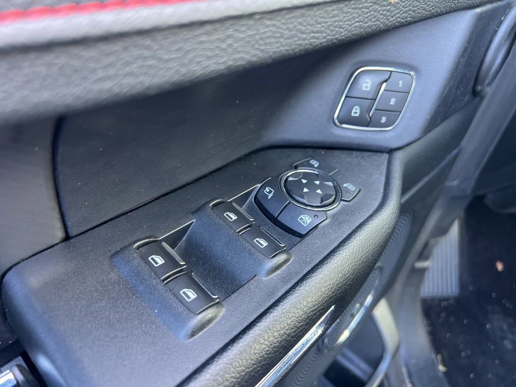 Used 2019 Ford Expedition Limited w/ Equipment Group 303A AWD/4WD image 23