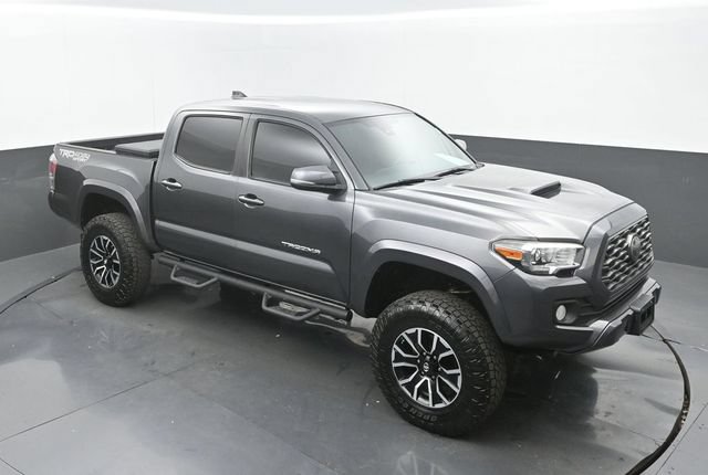 Used 2020 Toyota Tacoma TRD Sport AWD/4WD image 30