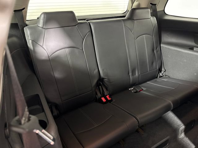 Used 2016 GMC Acadia SLT w/ Open Road Package AWD/4WD image 17
