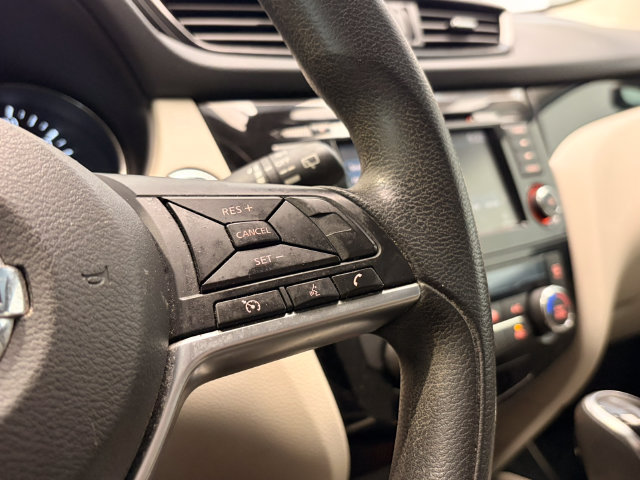 Used 2019 Nissan Rogue Sport SV AWD/4WD image 20