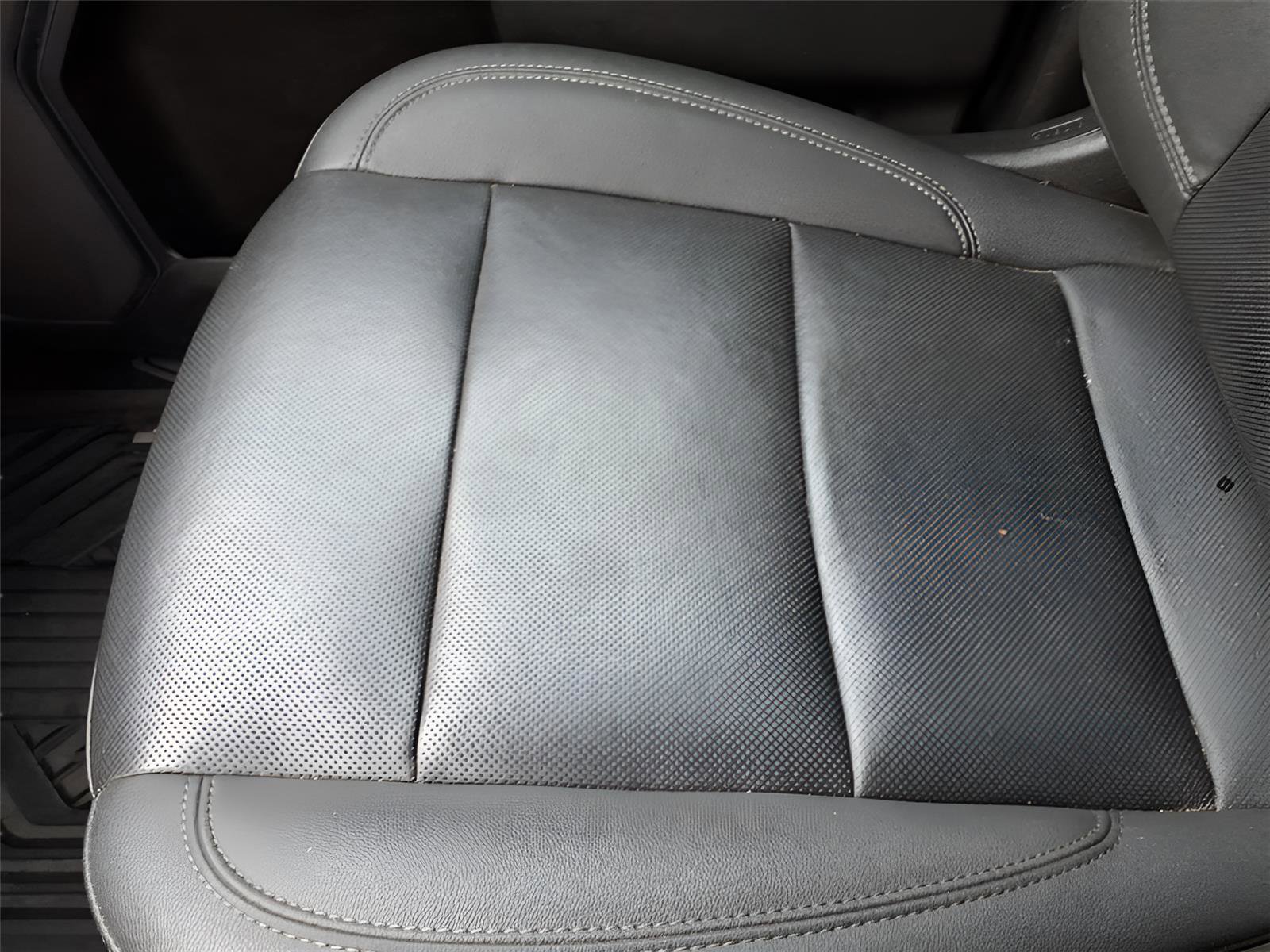 Used 2022 Chevrolet Silverado 1500 LTZ w/ LTZ Premium Package image 25