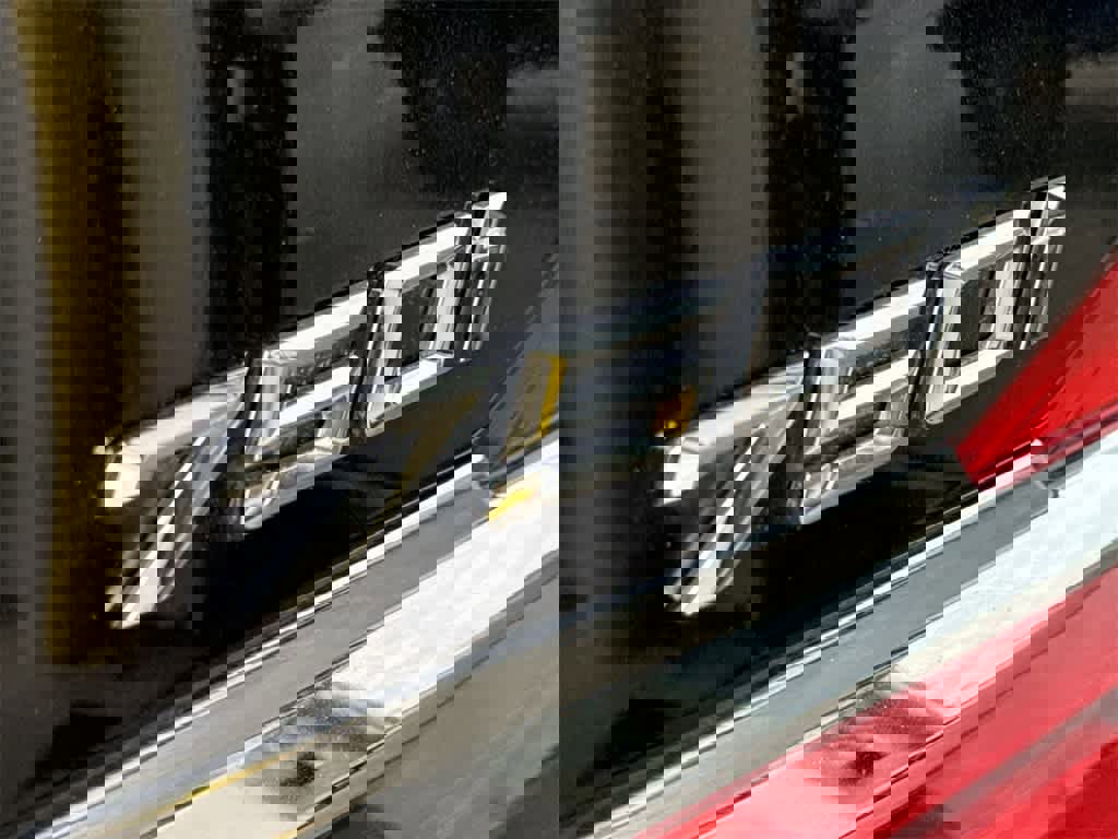 Used 2018 BMW 750i xDrive image 8