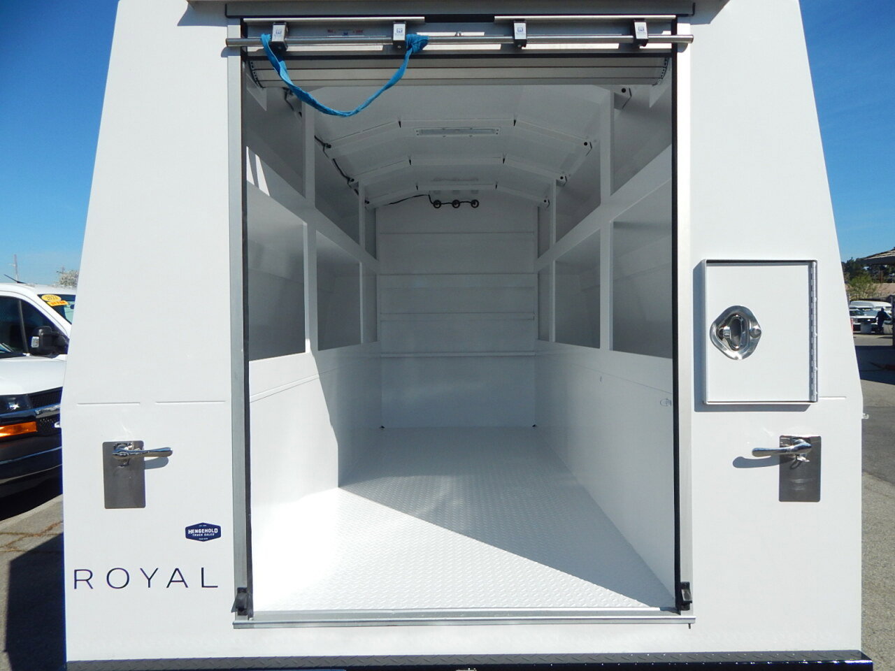 Used 2019 Ford Transit 350 w/ Premium Package RWD image 15