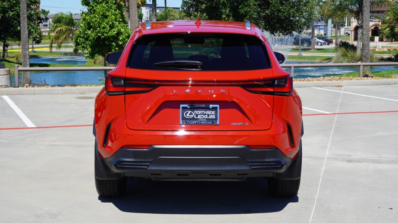 Used 2024 Lexus NX 250 FWD w/ Towing Package (2000 Lbs) image 7