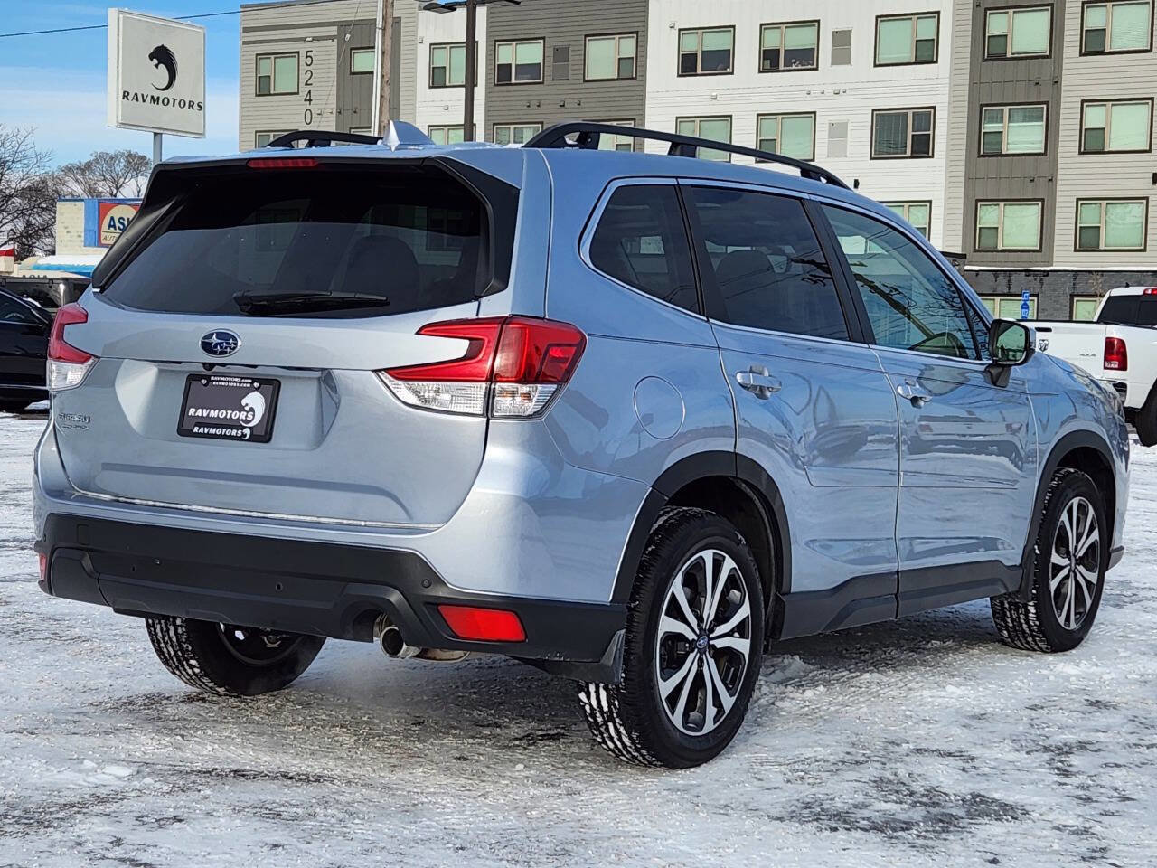 Used 2022 Subaru Forester Limited w/ Popular Package #2 image 9