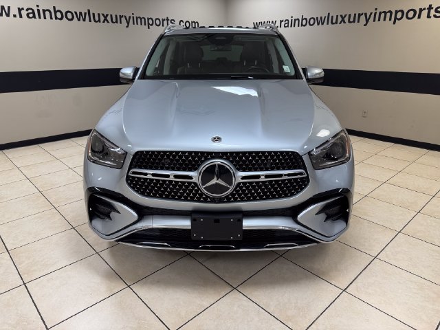 Used 2025 Mercedes-Benz GLE 350 4MATIC w/ AMG Line Exterior image 2