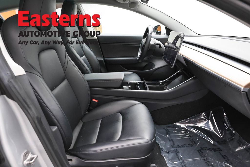 Used 2018 Tesla Model 3 Long Range image 17