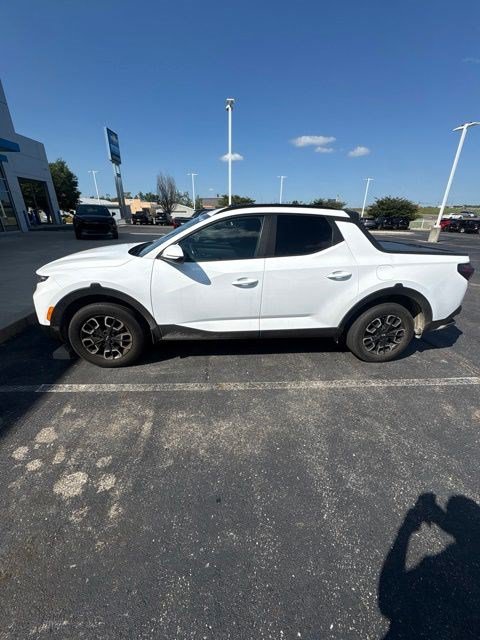 Used 2022 Hyundai Santa Cruz SEL Premium AWD/4WD image 2