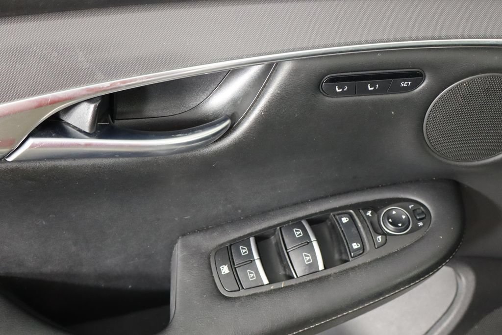 Used 2023 INFINITI QX50 Luxe FWD image 20