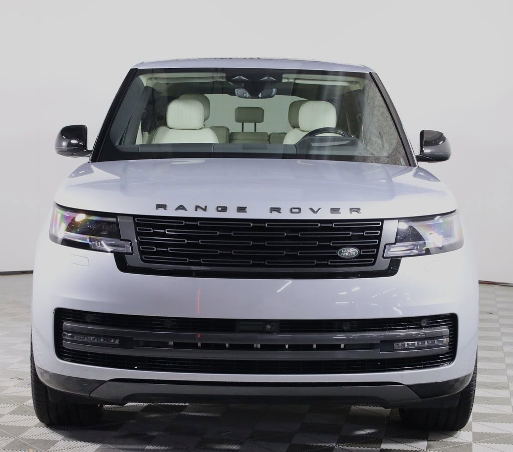 Used 2024 Land Rover Range Rover Long Wheelbase SE AWD/4WD image 3