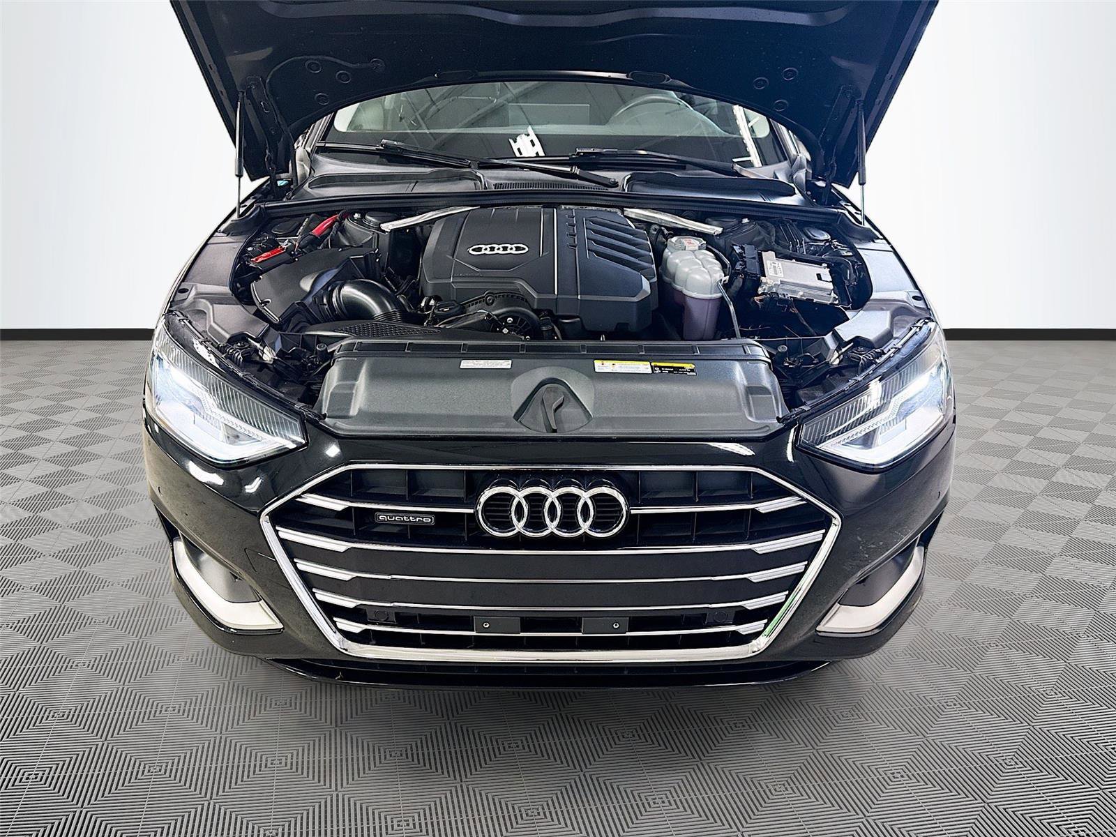 Used 2021 Audi A4 2.0T Premium AWD/4WD image 32