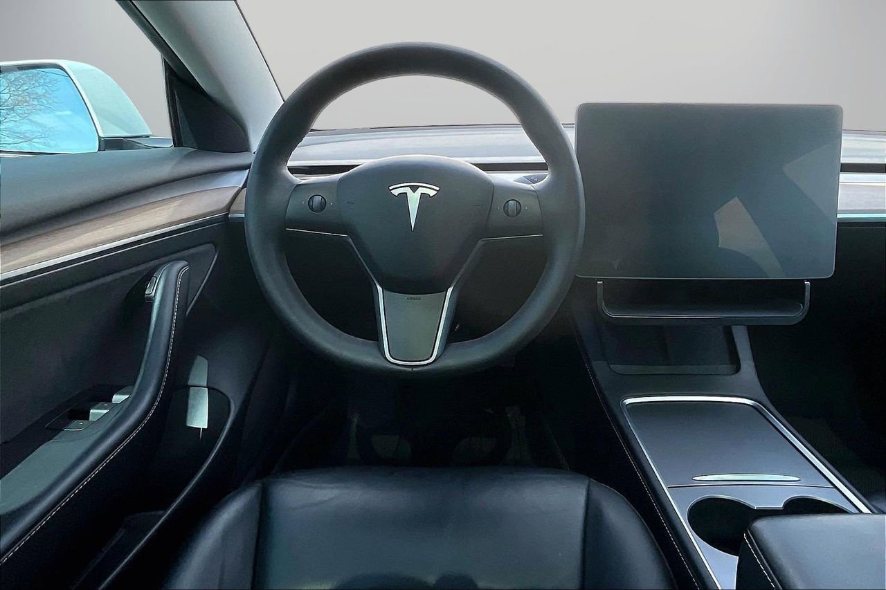 Used 2022 Tesla Model 3 Long Range image 12