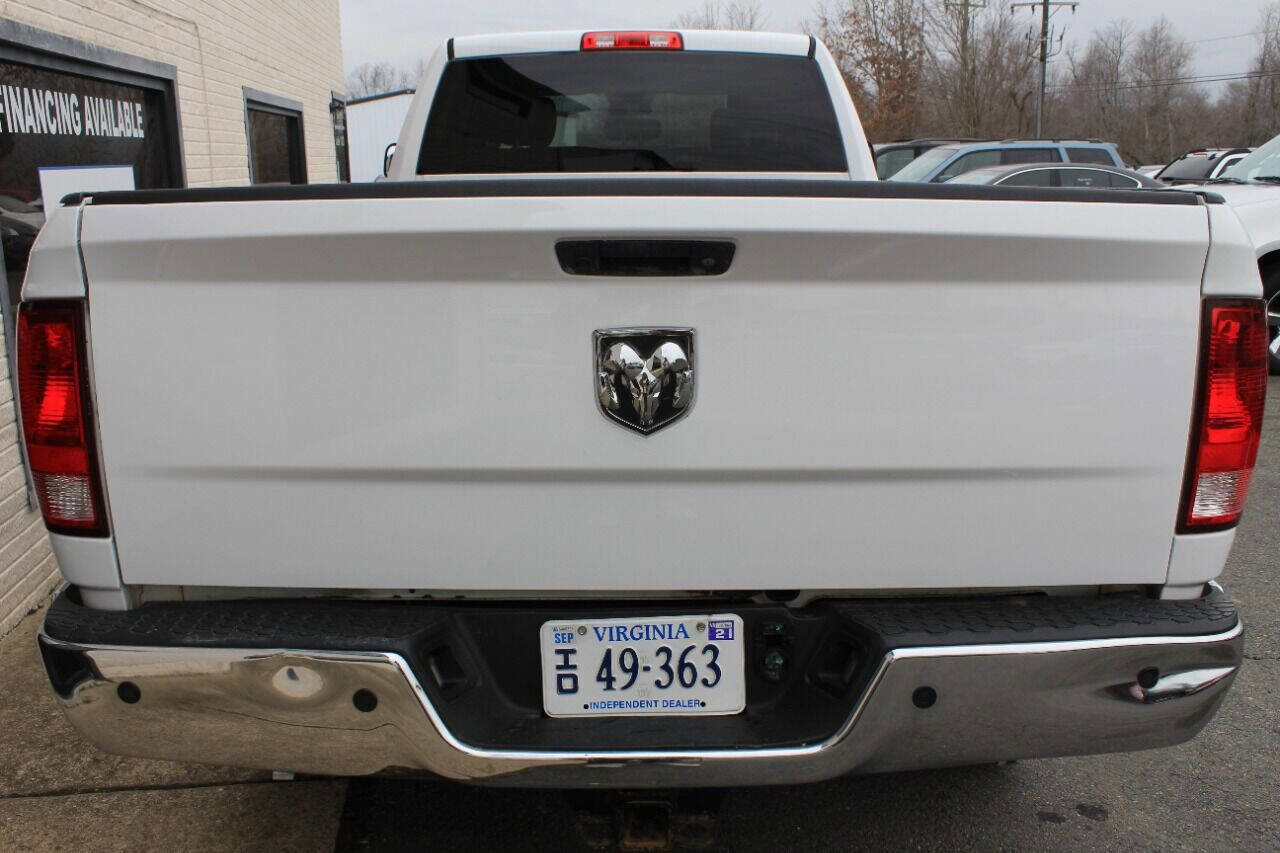 Used 2017 RAM 3500 Tradesman w/ Chrome Appearance Group image 8