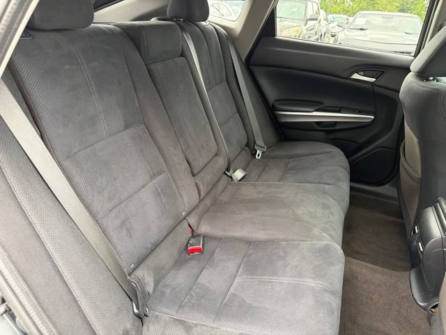 Used 2014 Honda Crosstour EX image 25