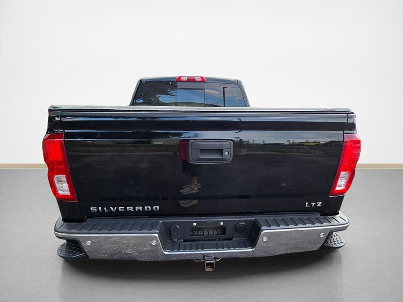 Used 2016 Chevrolet Silverado 1500 LTZ w/ Sport Package AWD/4WD image 5