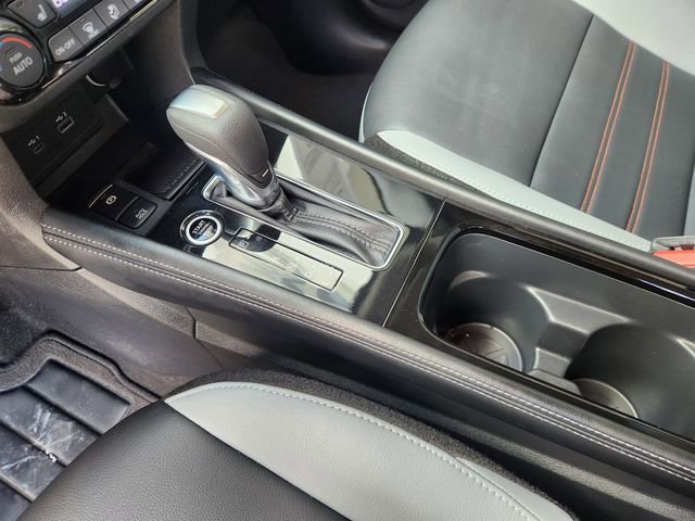 Used 2024 Nissan Kicks SR w/ SR Premium Package image 18