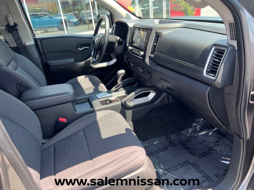 Used 2024 Nissan Frontier SV AWD/4WD image 22