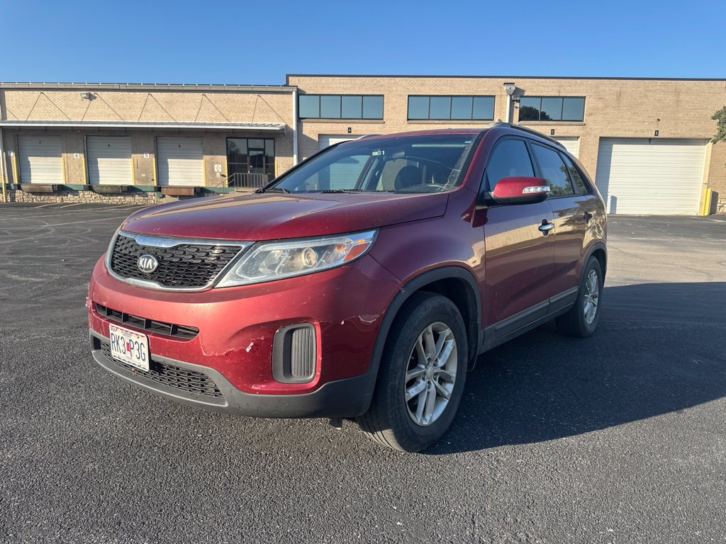 Used 2015 Kia Sorento LX FWD image 2
