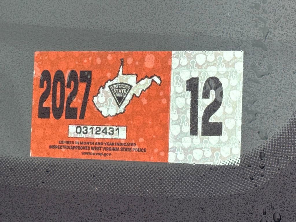 Used 2022 Kia Forte GT-Line w/ GT-Line Premium Package image 19