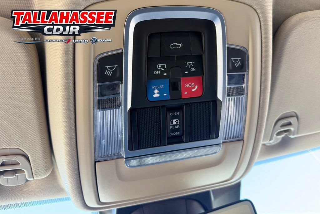 Used 2021 RAM 1500 Laramie AWD/4WD image 19