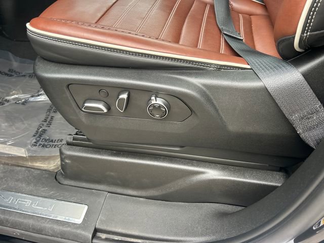 Used 2023 GMC Yukon Denali Ultimate image 28