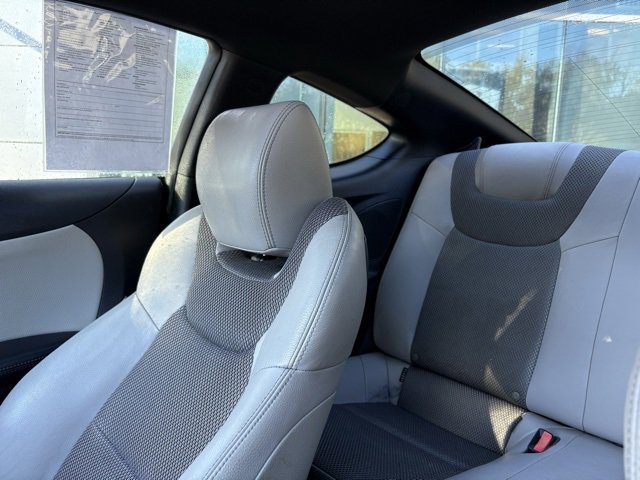 Used 2014 Hyundai Genesis 2.0T image 23