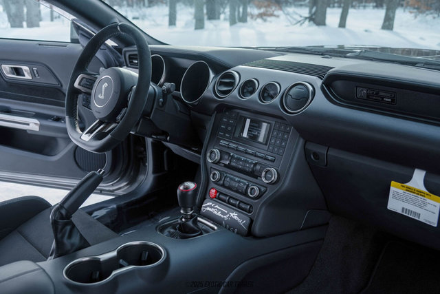 Used 2015 Ford Mustang Shelby GT350 image 46