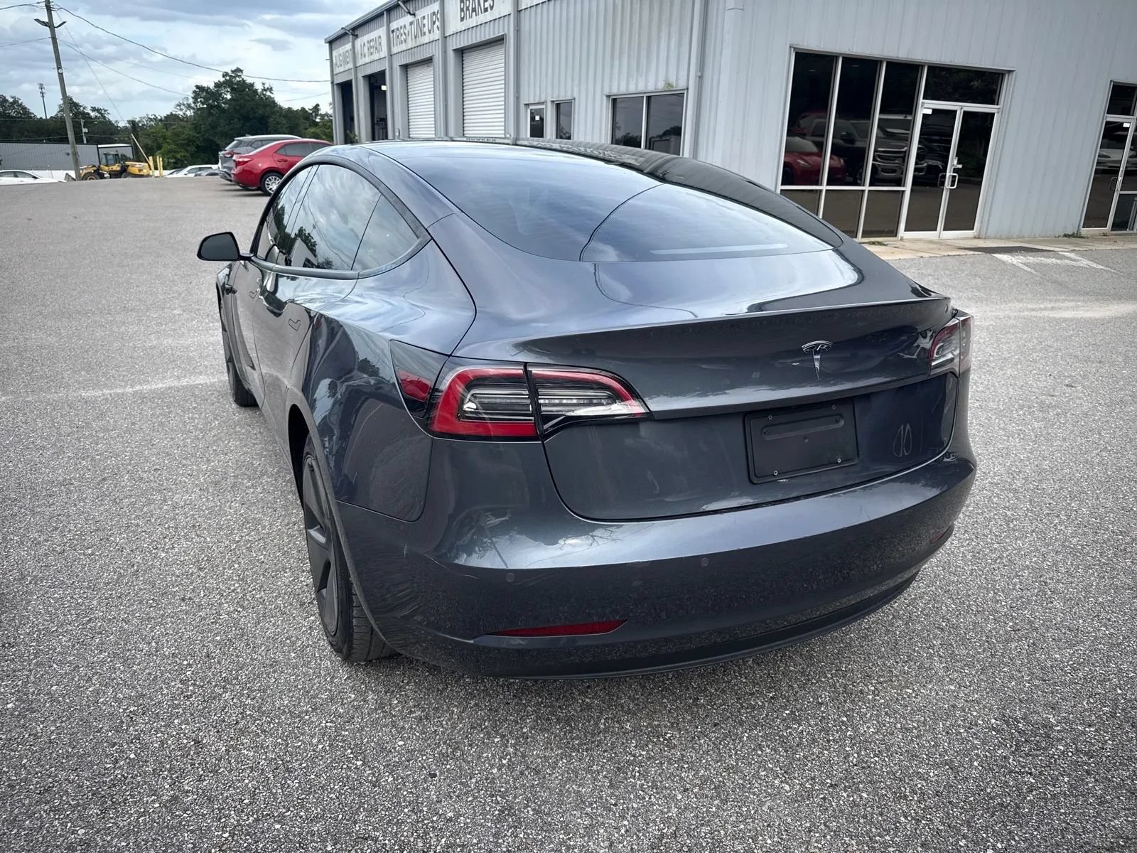 Used 2022 Tesla Model 3 Standard Range RWD image 10