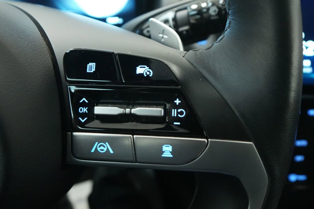 Used 2024 Hyundai Santa Cruz Limited image 37