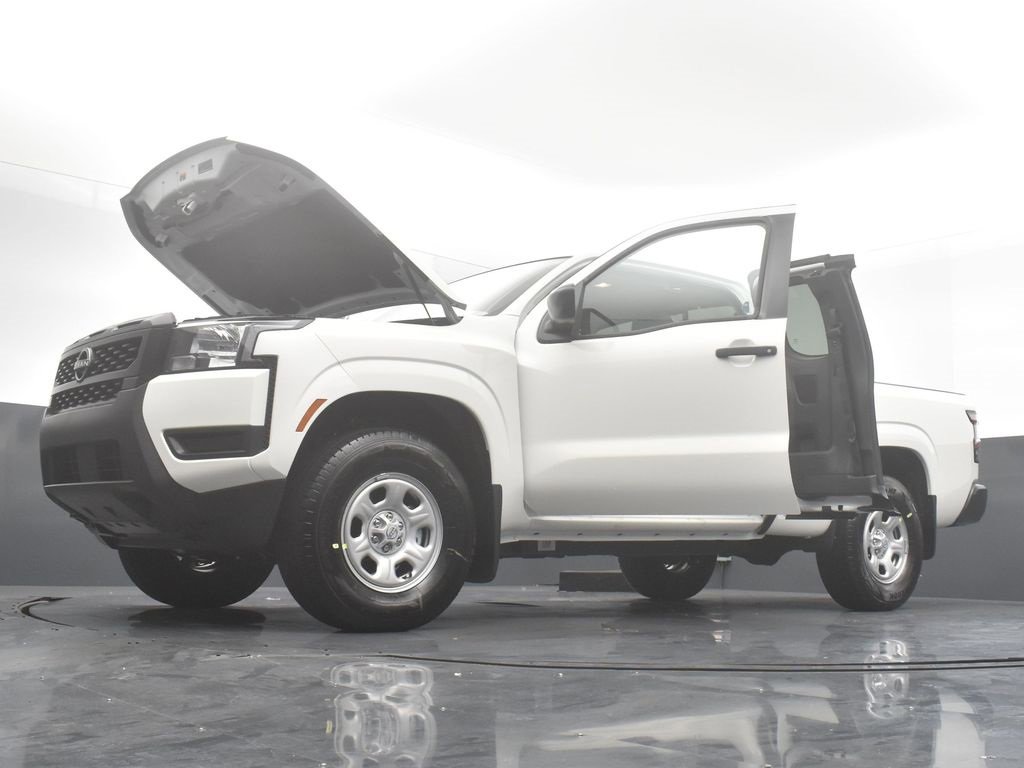 New 2025 Nissan Frontier S image 33