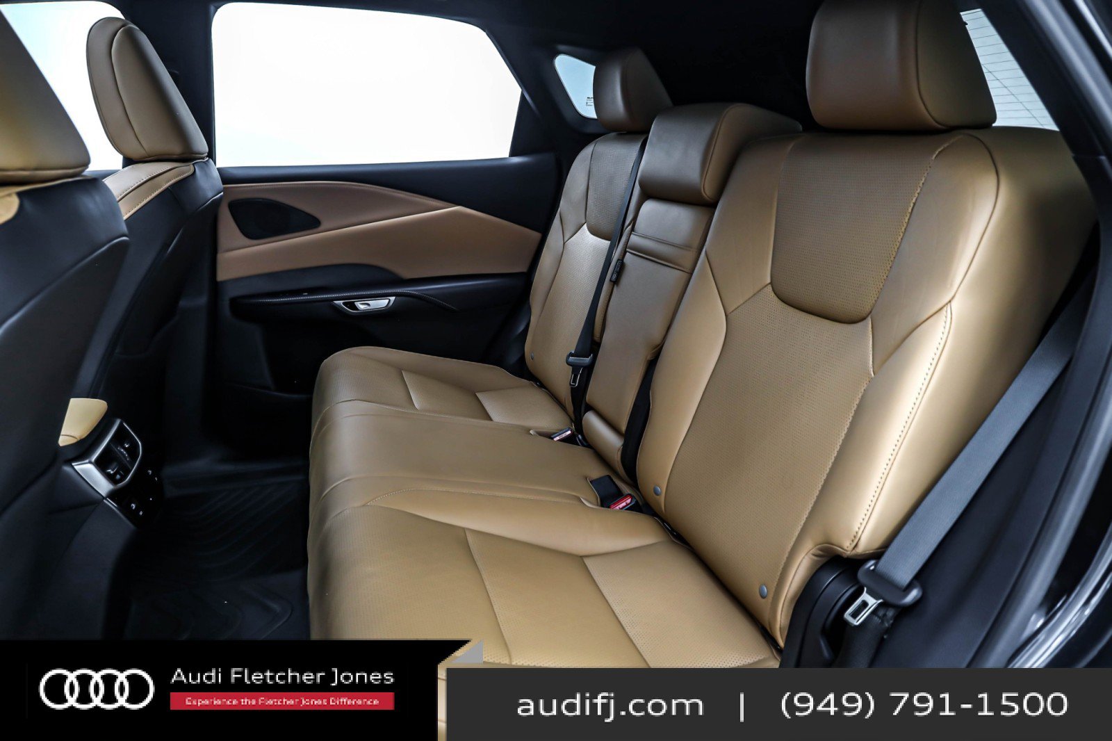 Used 2024 Lexus RX 350 Premium Plus w/ Convenience Package image 7