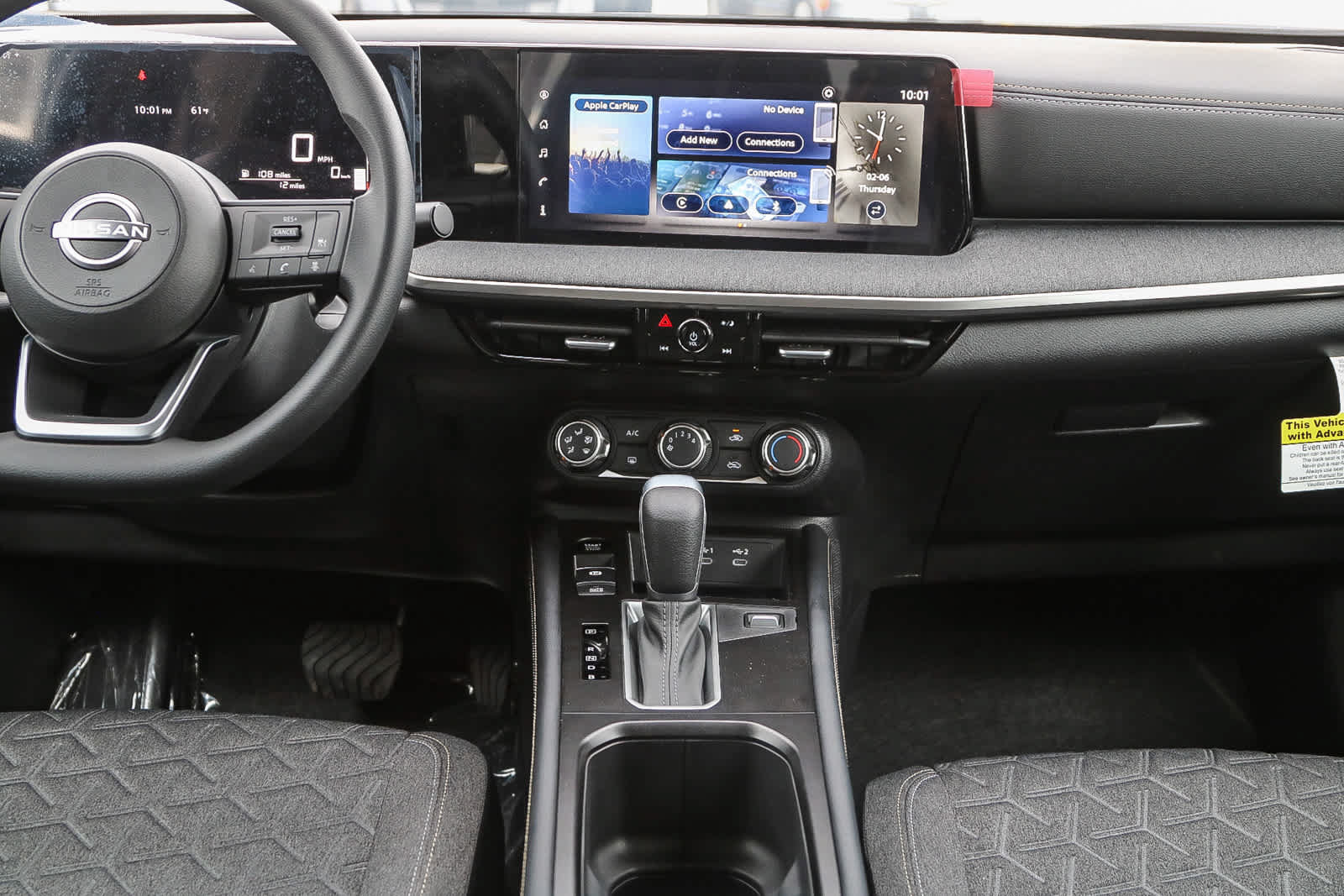 New 2025 Nissan Kicks SV AWD/4WD image 16
