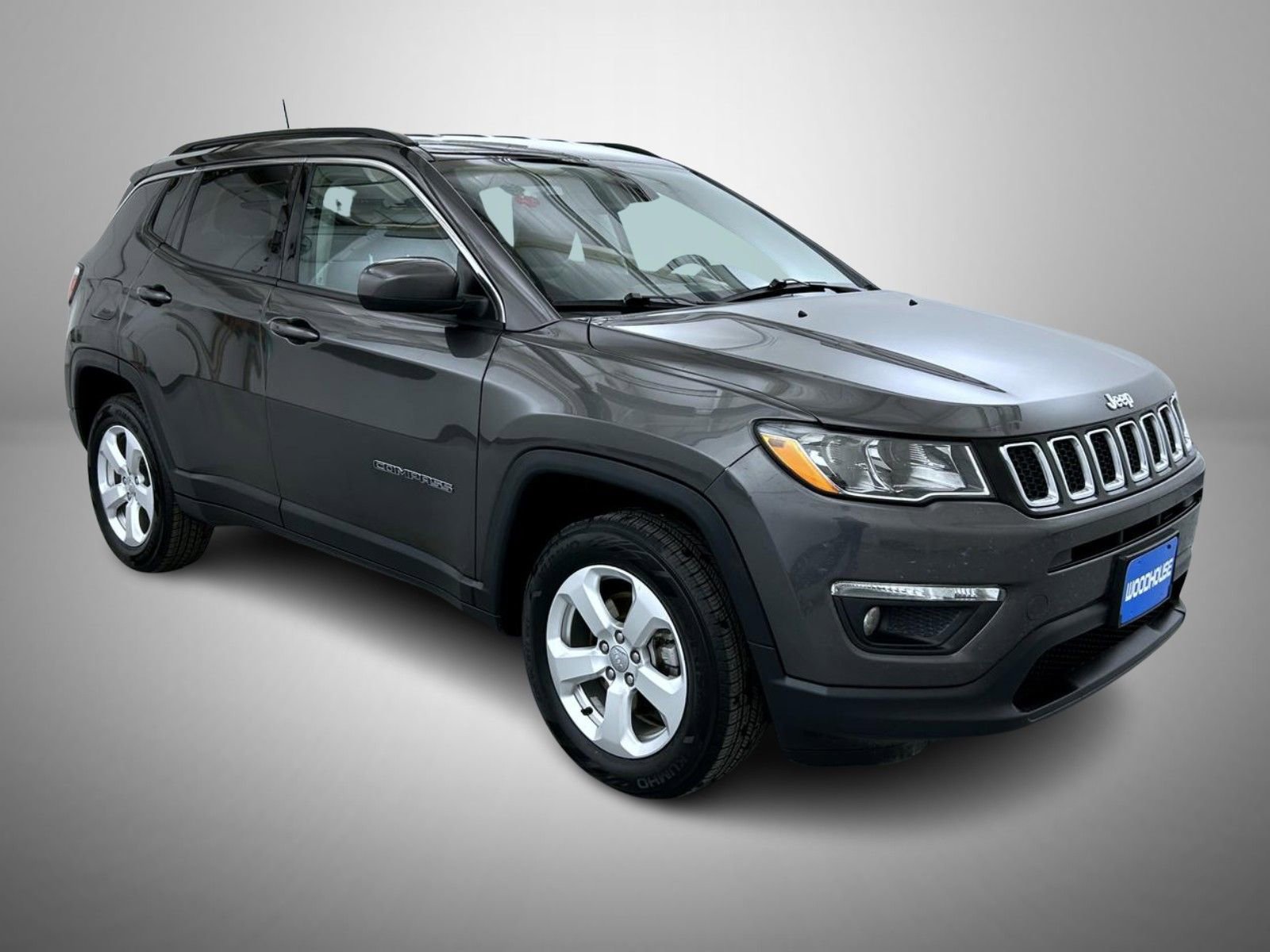Used 2020 Jeep Compass Latitude w/ Cold Weather Group AWD/4WD image 3