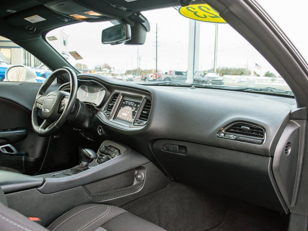 Used 2023 Dodge Challenger SXT w/ Cold Weather Group image 31