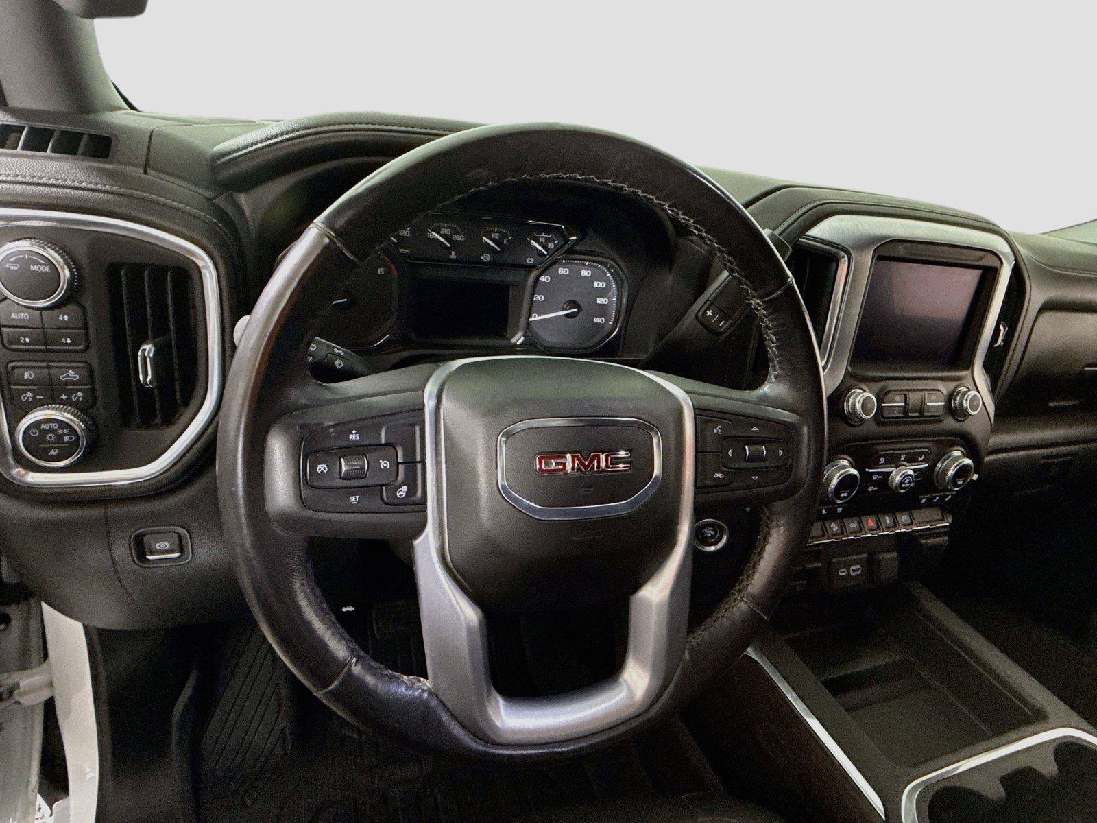 Used 2022 GMC Sierra 1500 SLT w/ SLT Premium Package AWD/4WD image 5