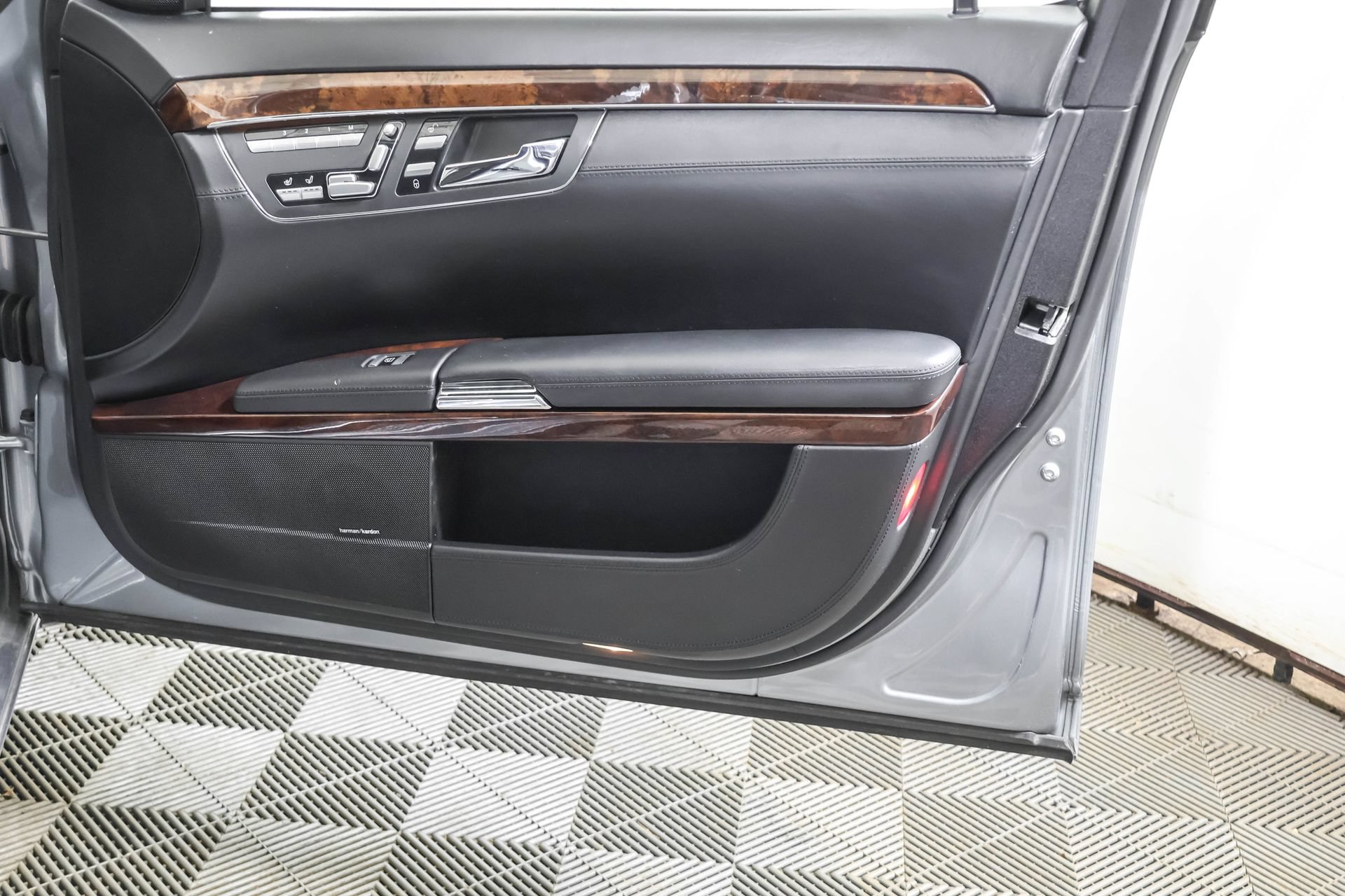 Used 2007 Mercedes-Benz S 600 image 51