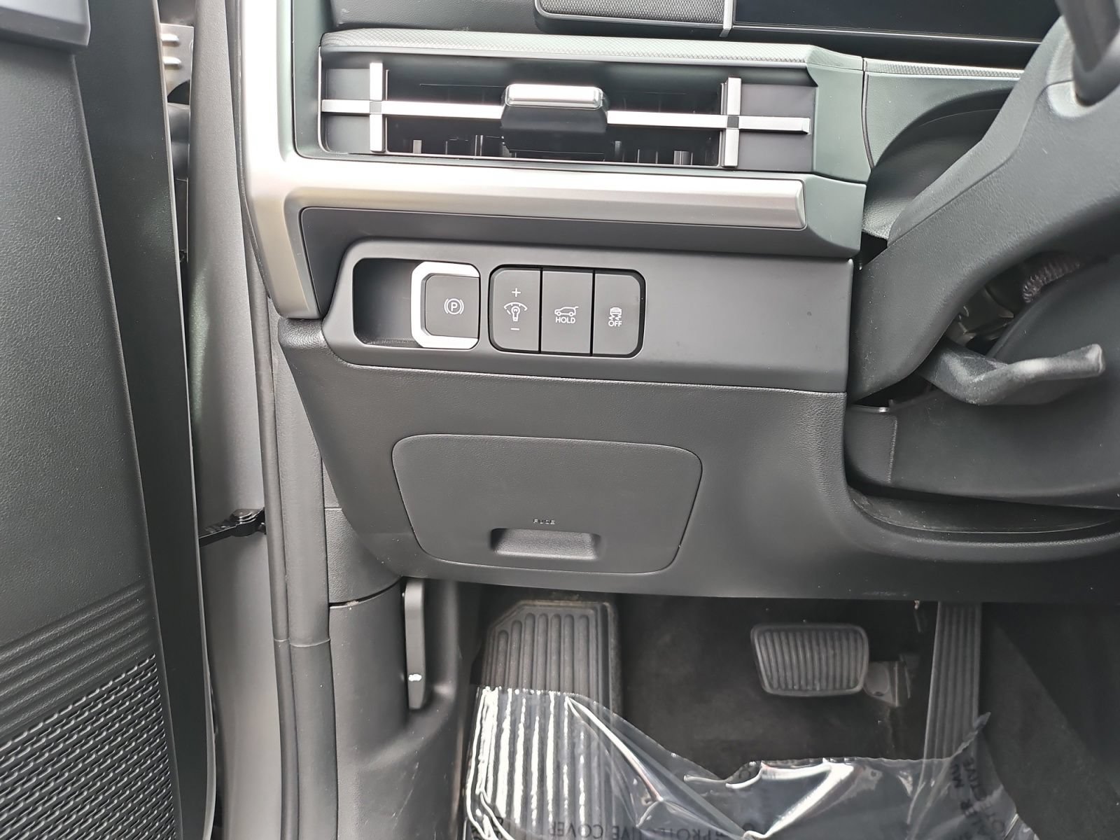 Used 2026 Hyundai Santa Fe SEL FWD image 25