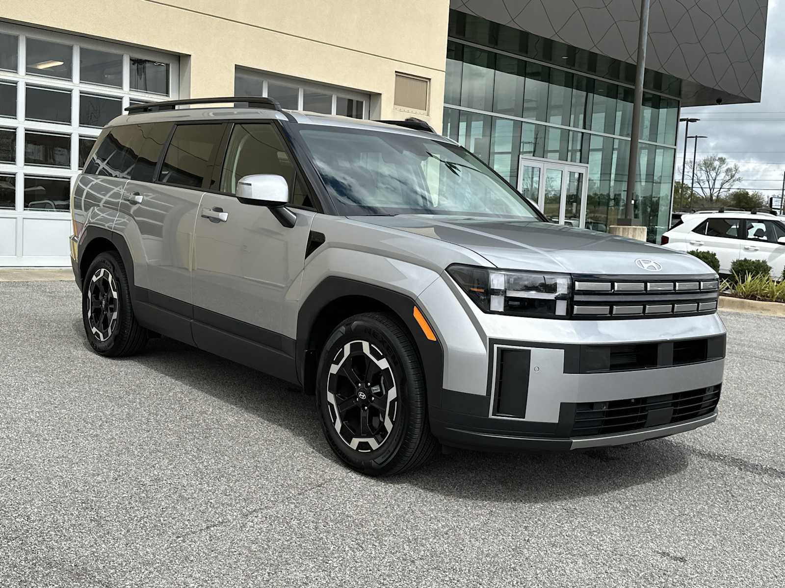 New 2026 Hyundai Santa Fe SEL image 2