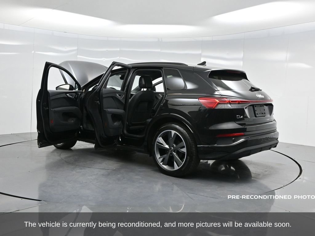 Used 2024 Audi Q4 e-tron Premium Plus w/ Premium Plus image 54