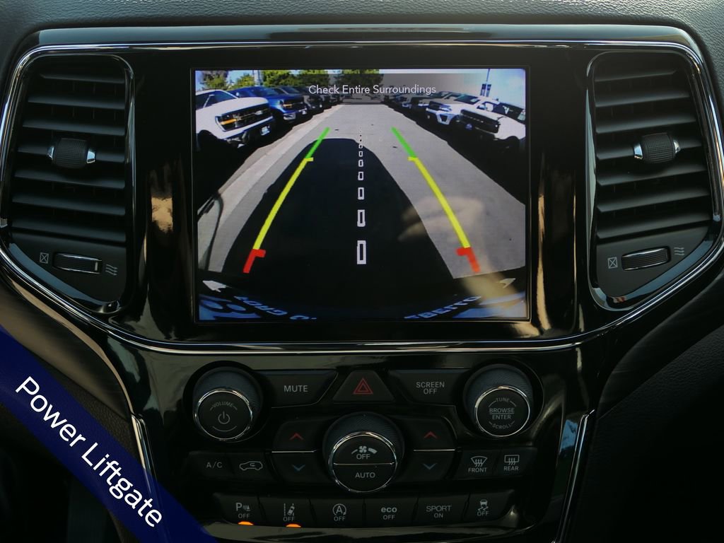 Used 2021 Jeep Grand Cherokee Laredo X image 21