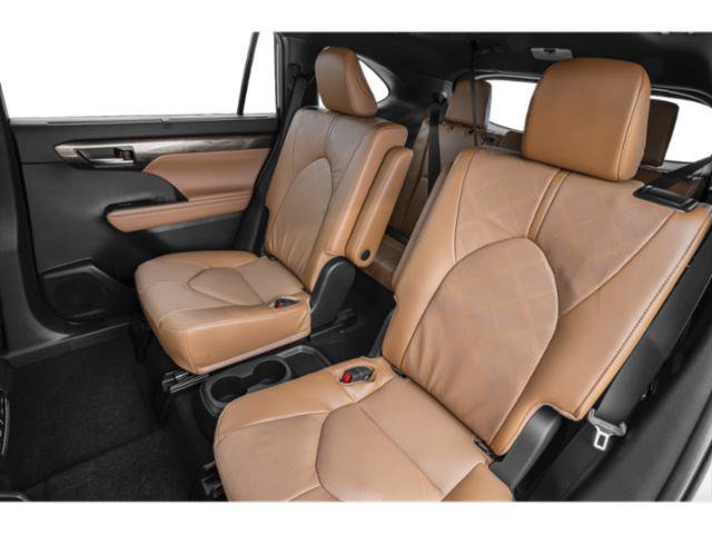 New 2026 Toyota Highlander Platinum AWD/4WD image 15