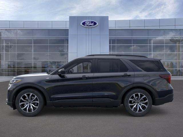 New 2026 Ford Explorer ST-Line RWD image 3
